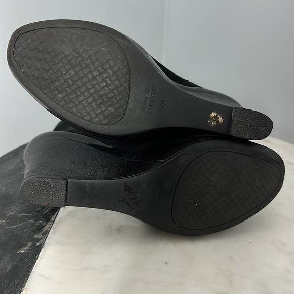 Circa JoanDavid Wedge Suede Booties, Size 6 - Picture 9 of 12